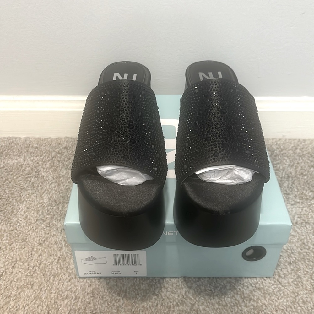 Ninety Union Bahamas Black Sandal